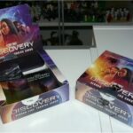 Star Trek Discovery Season Five Card Box and Wrapper